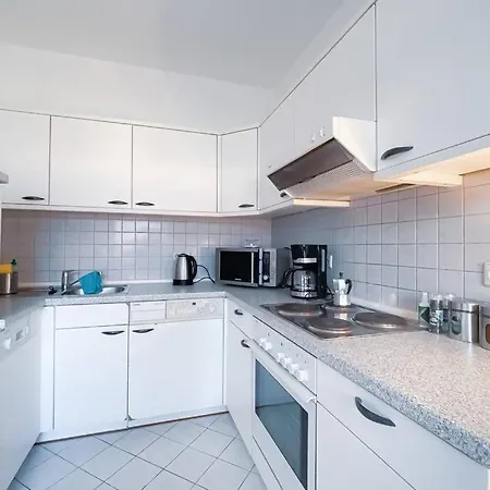 Апартаменты Gemutliche Altbauwohnung Mit Ausblick Und Netflix *