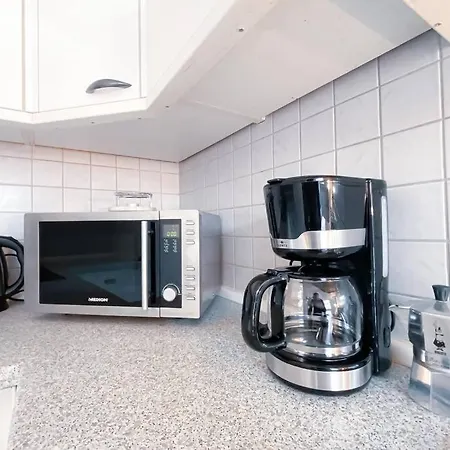 Gemutliche Altbauwohnung Mit Ausblick Und Netflix Апартаменты