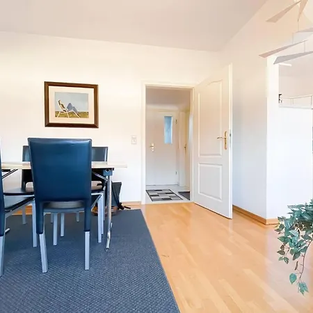 Gemutliche Altbauwohnung Mit Ausblick Und Netflix * Лейпциг