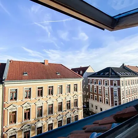 Апартаменты Gemutliche Altbauwohnung Mit Ausblick Und Netflix